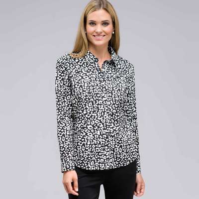 Long Sleeve Classic Button Front Shirt